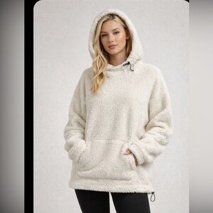 Victoria’s Secret PINK Extra Fuzzy Sherpa Hoodie – XS – Cream Cozy